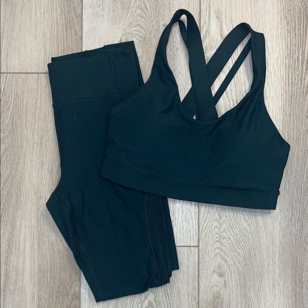 Dark Forest Green Old Navy Powersoft High Rise Legging Workout Set